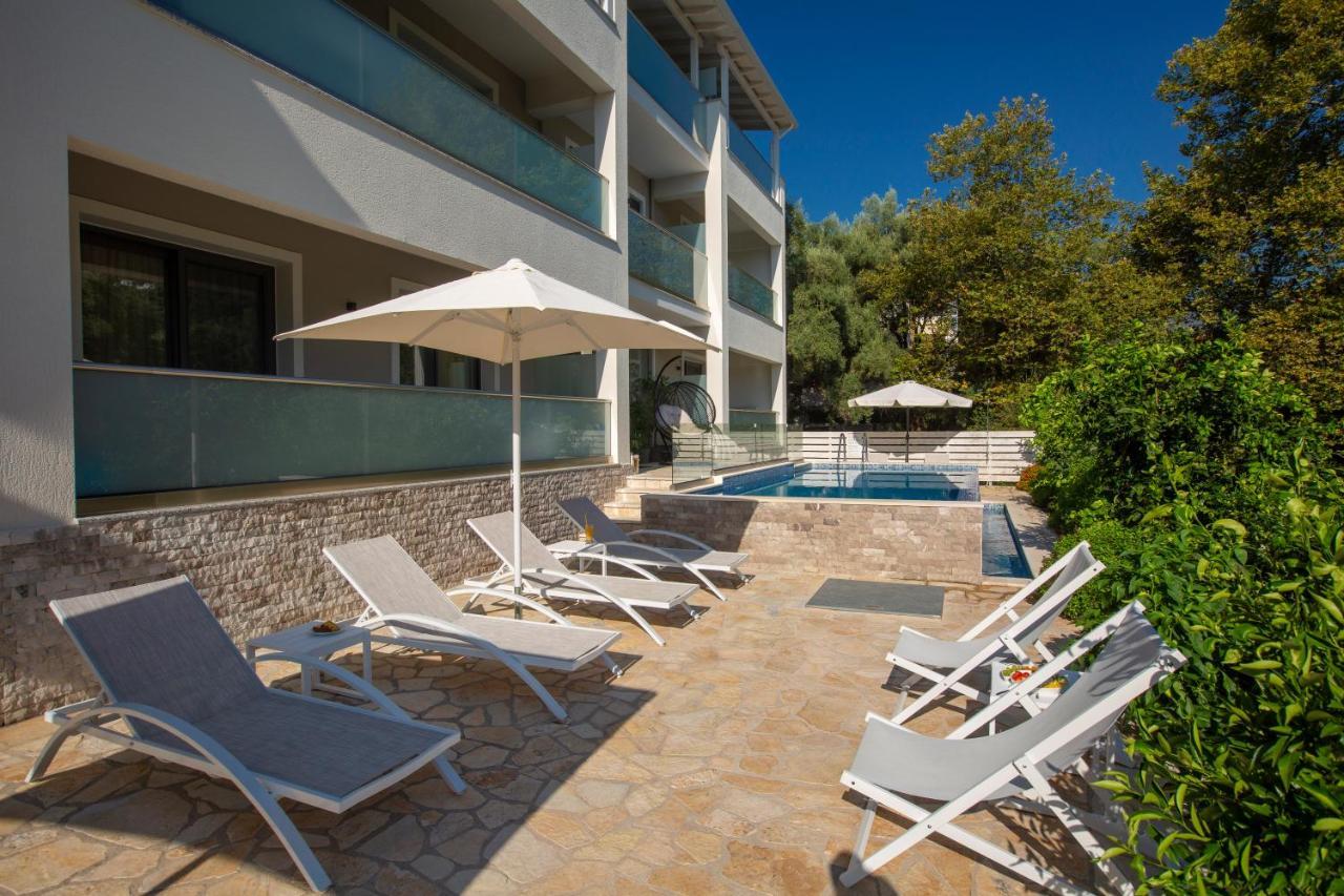 נידרי Zisis Suites מראה חיצוני תמונה
