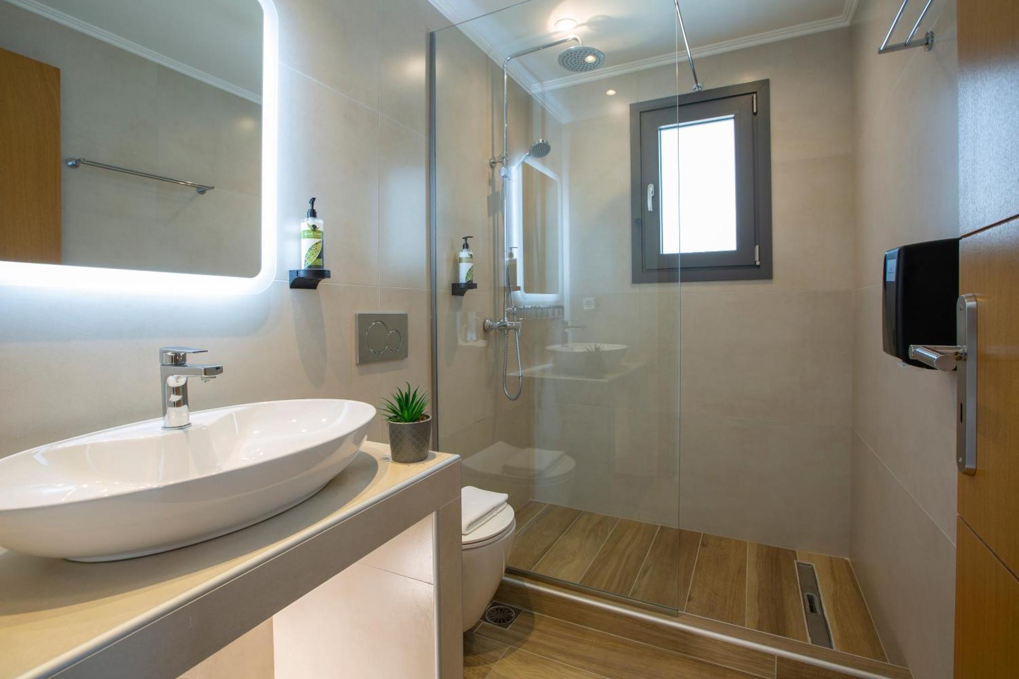 נידרי Zisis Suites מראה חיצוני תמונה