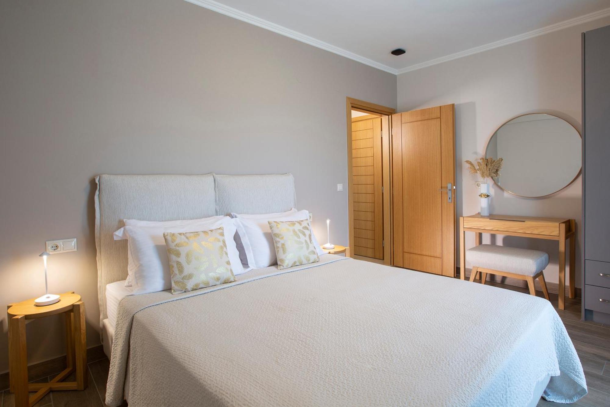 נידרי Zisis Suites מראה חיצוני תמונה
