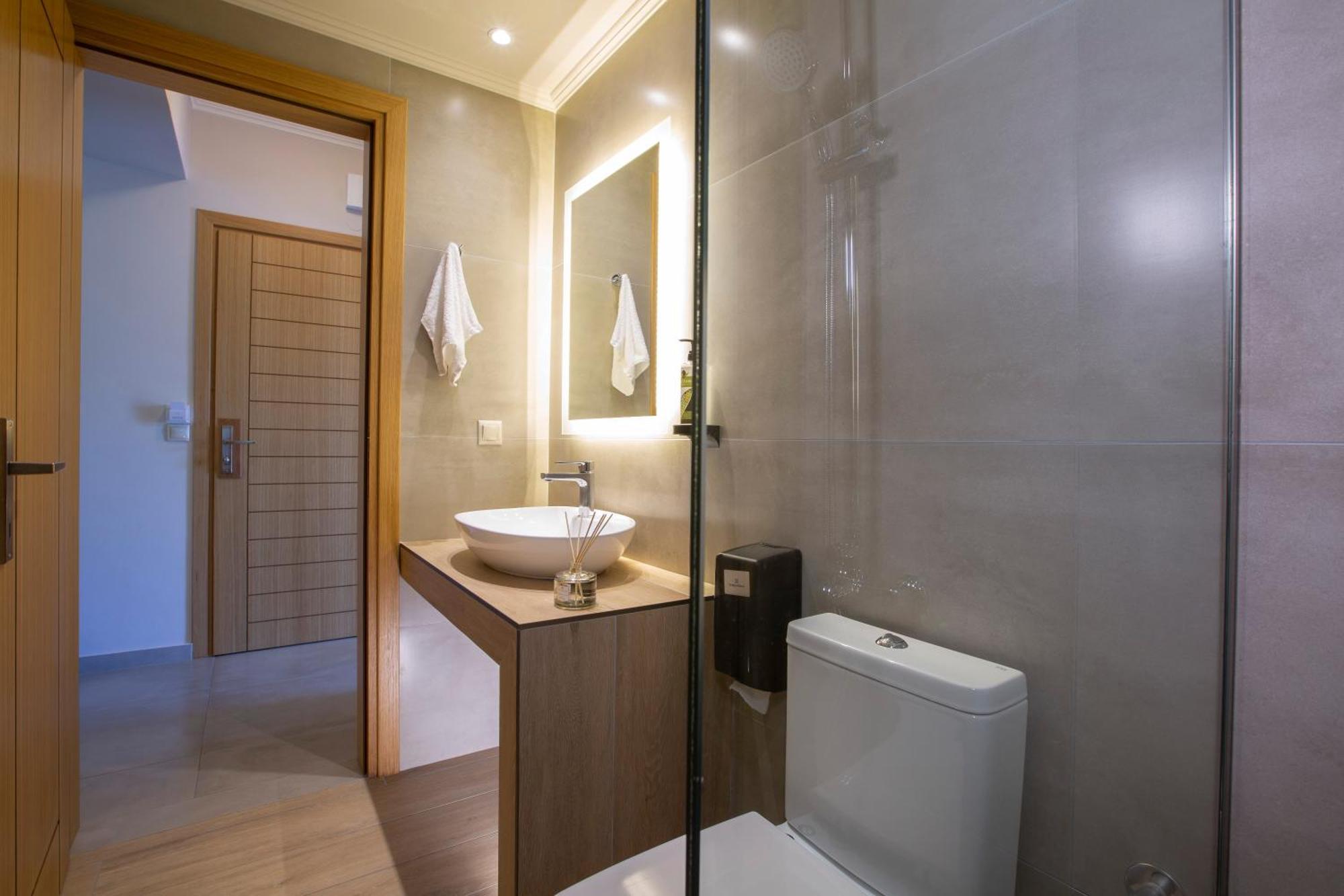 נידרי Zisis Suites מראה חיצוני תמונה
