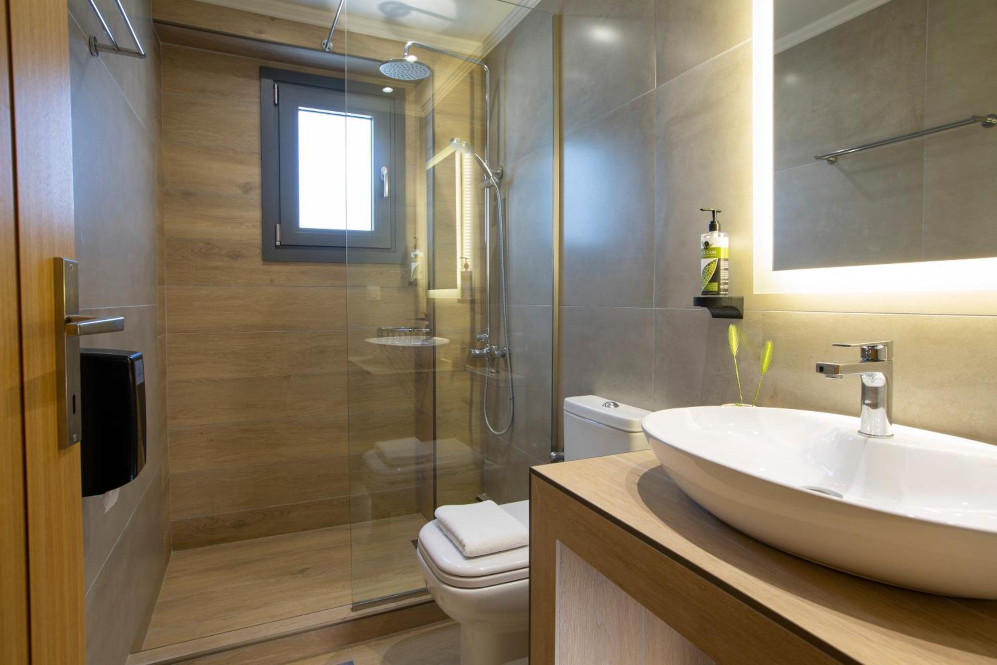 נידרי Zisis Suites חדר תמונה